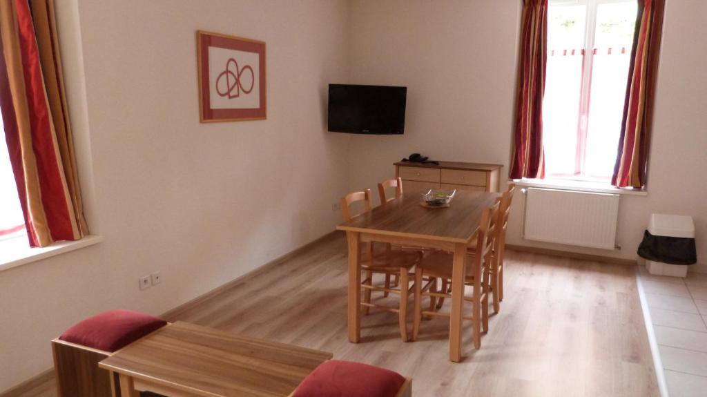 Residence Maison Blanche 플롬비에레레뱅 객실 사진